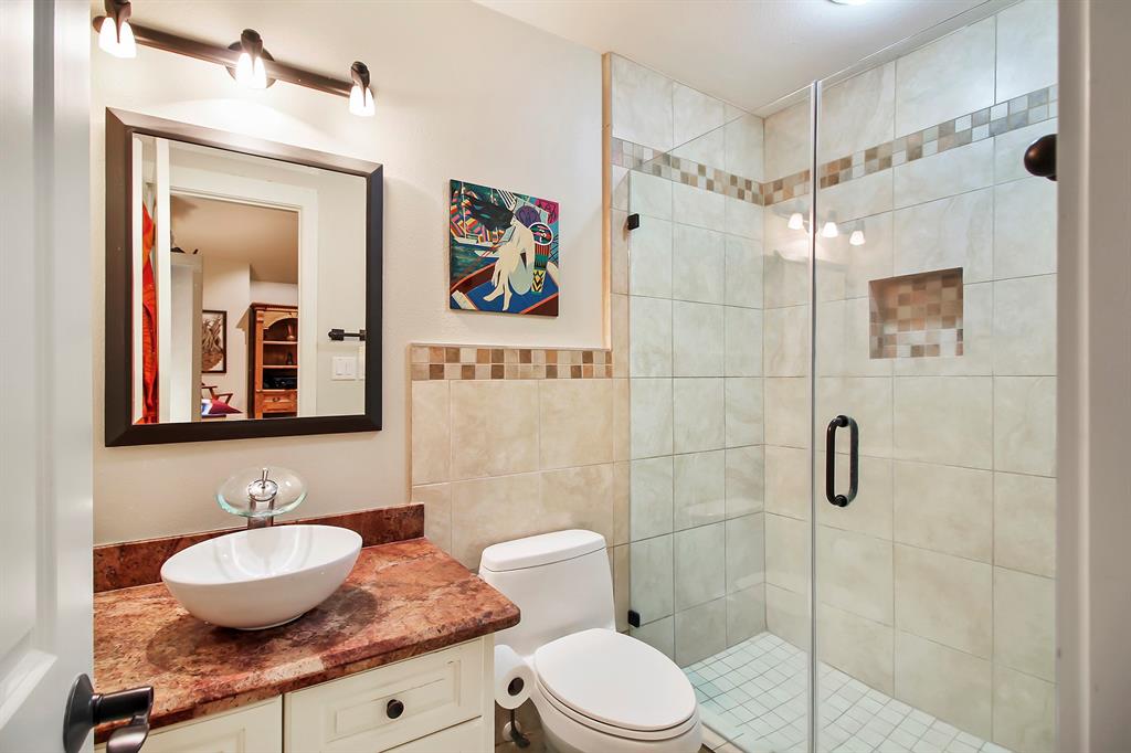 4804 Bellaire Boulevard, Bellaire, Texas image 22