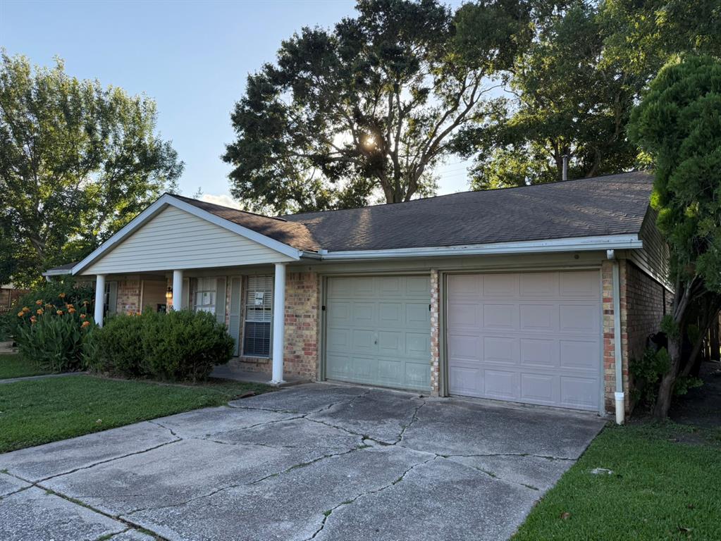 11415 Sagehollow Lane, Houston, Texas image 1