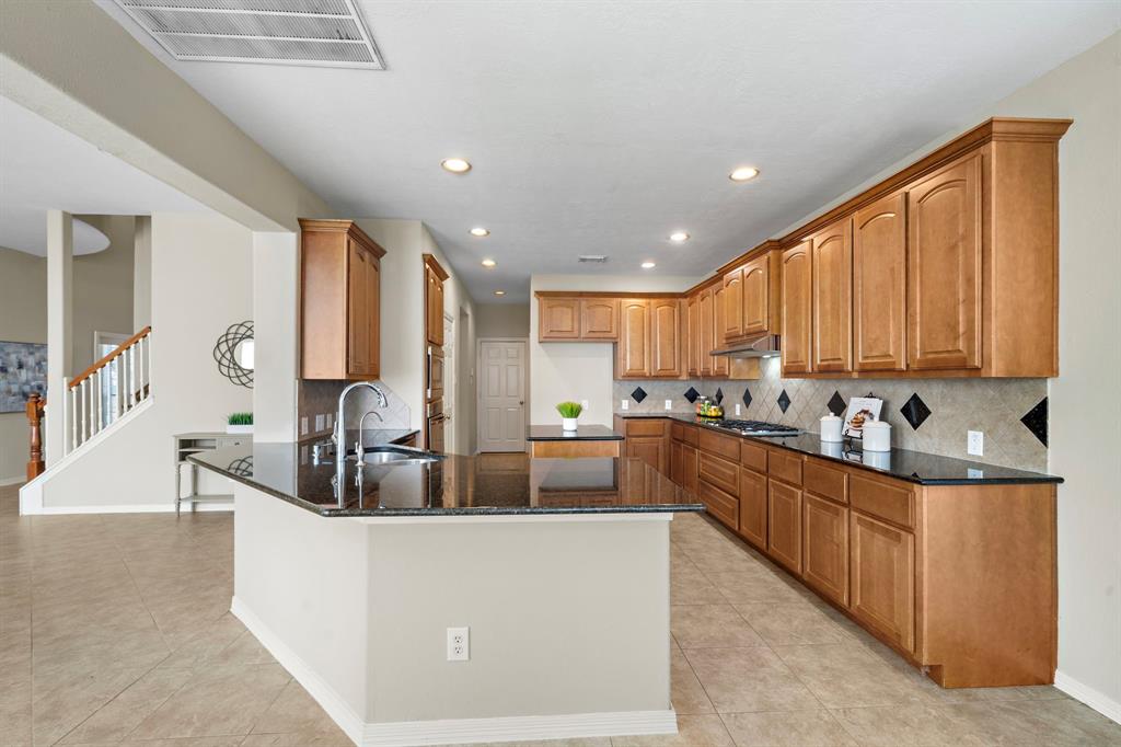 6123 Cameron Court, League City, Texas image 13