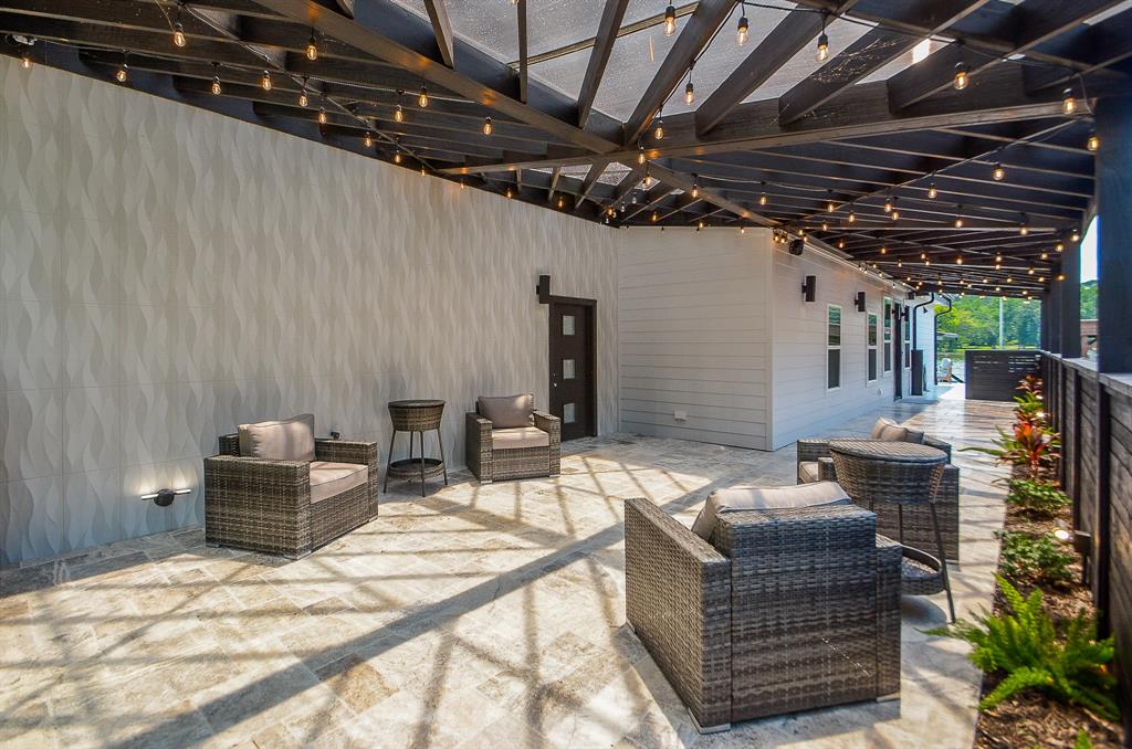 14253 Shadow Bay Drive