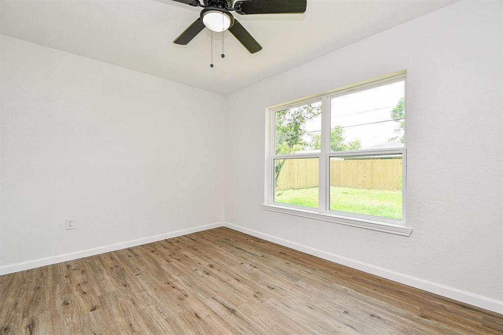 1915 Springrock Lane, Houston, Texas image 18