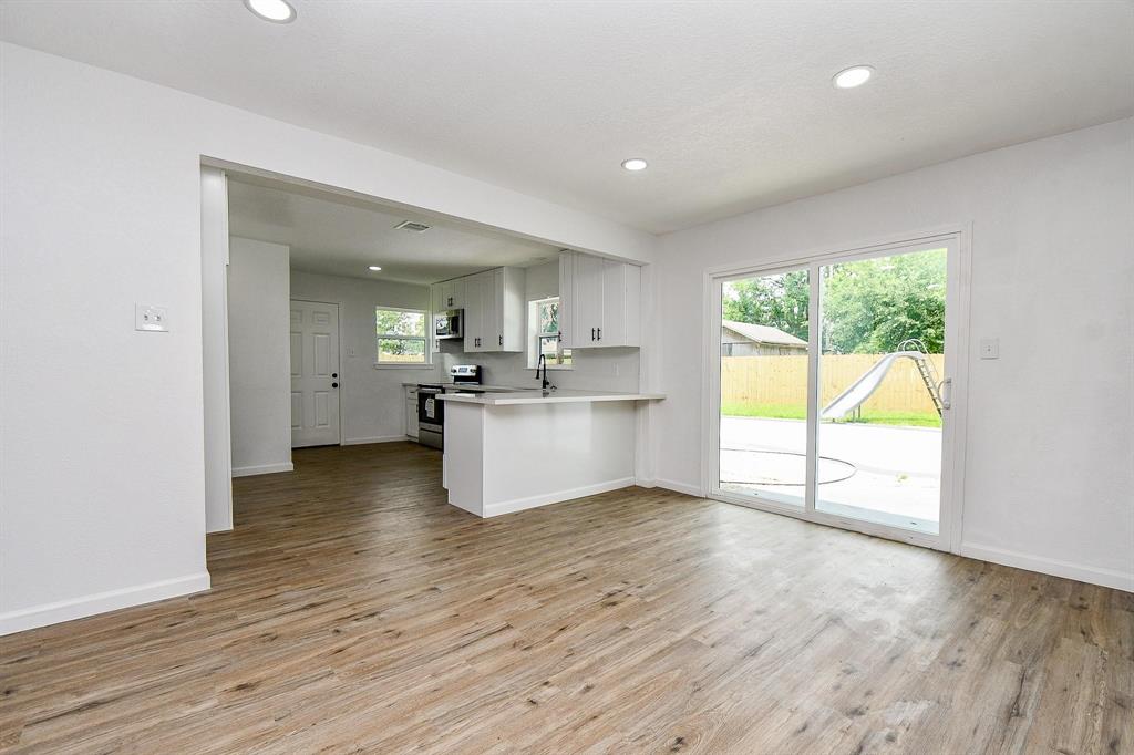 1915 Springrock Lane, Houston, Texas image 14