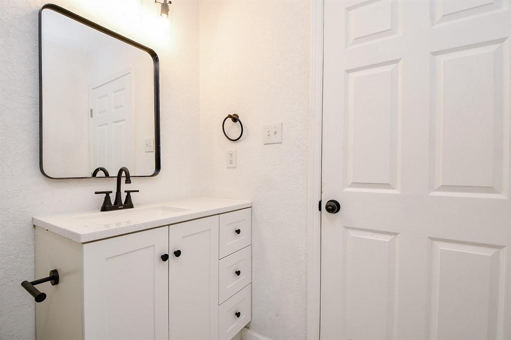 1915 Springrock Lane, Houston, Texas image 20