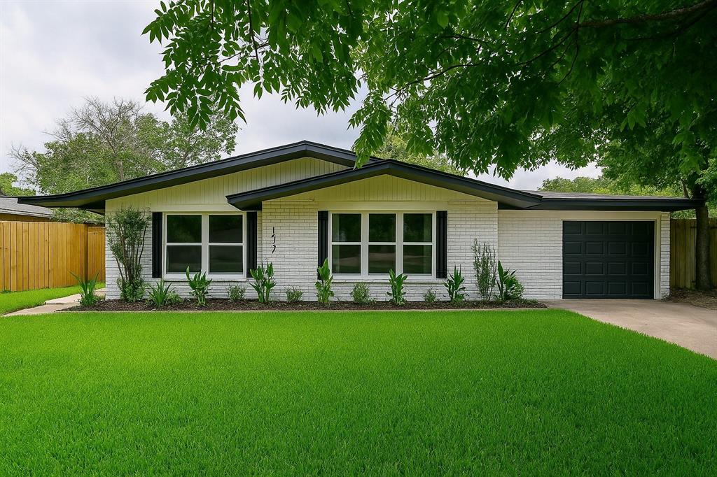 1915 Springrock Lane, Houston, Texas image 1