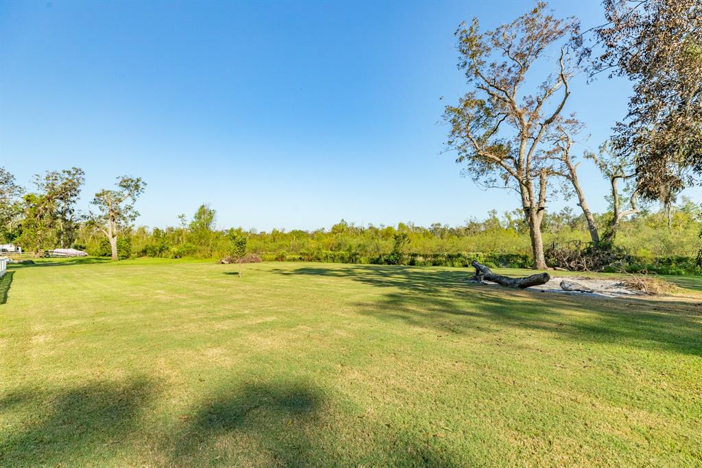 350 Pecan Estates Road, Angleton, Texas image 15