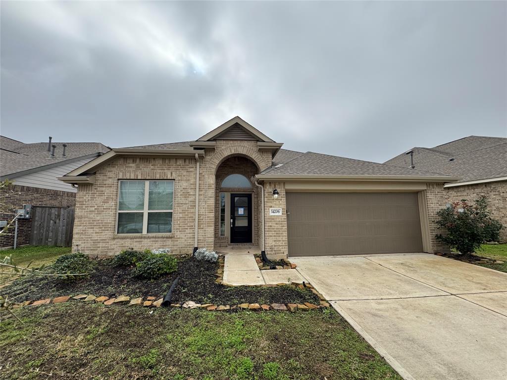 14206 Emerald Terrace Trail, Rosharon, Texas image 18