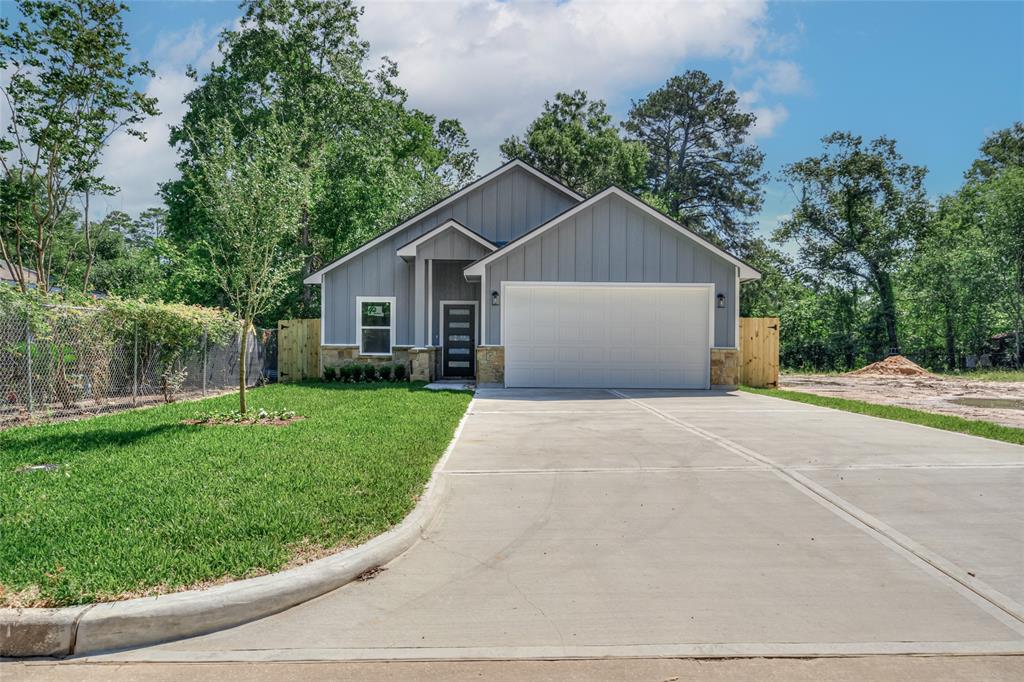 1199 S 3rd Street, Conroe, Texas image 1