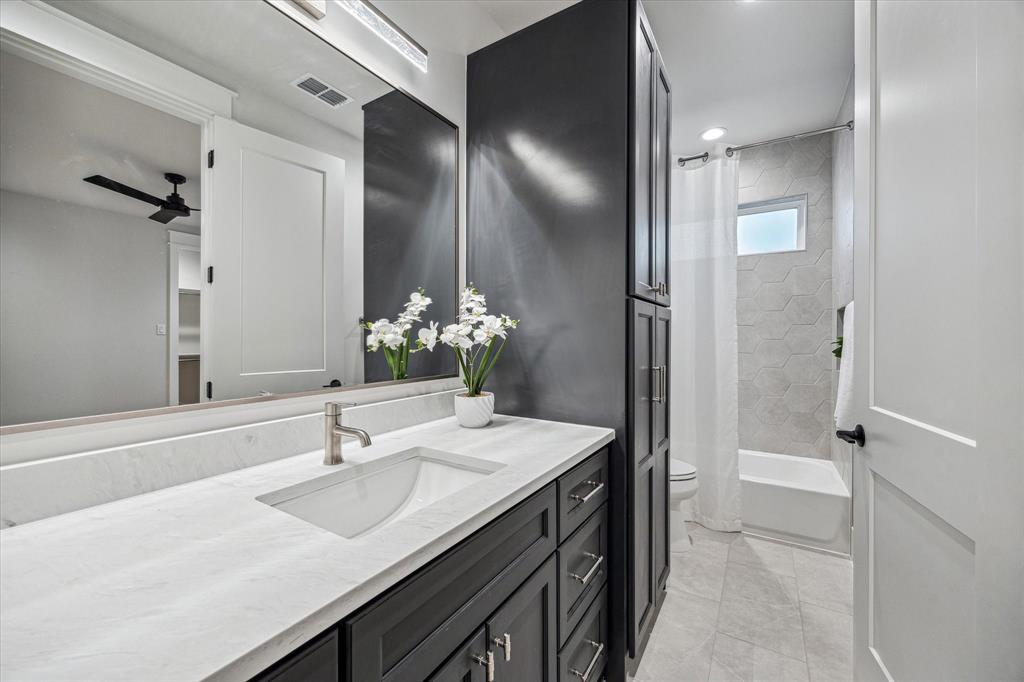608 E 25th Street, Houston, Texas image 27