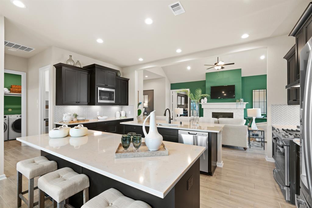 1814 Rosings Way, Katy, Texas image 3
