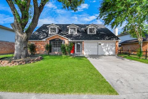 A home in League City