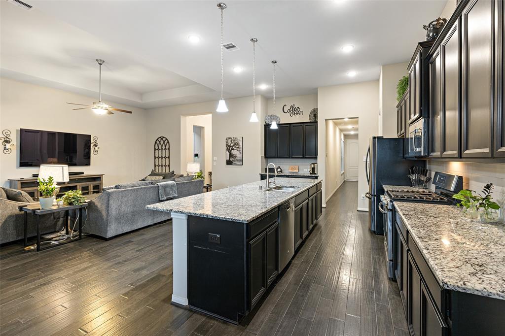 31510 Farm Country Lane, Hockley, Texas image 17