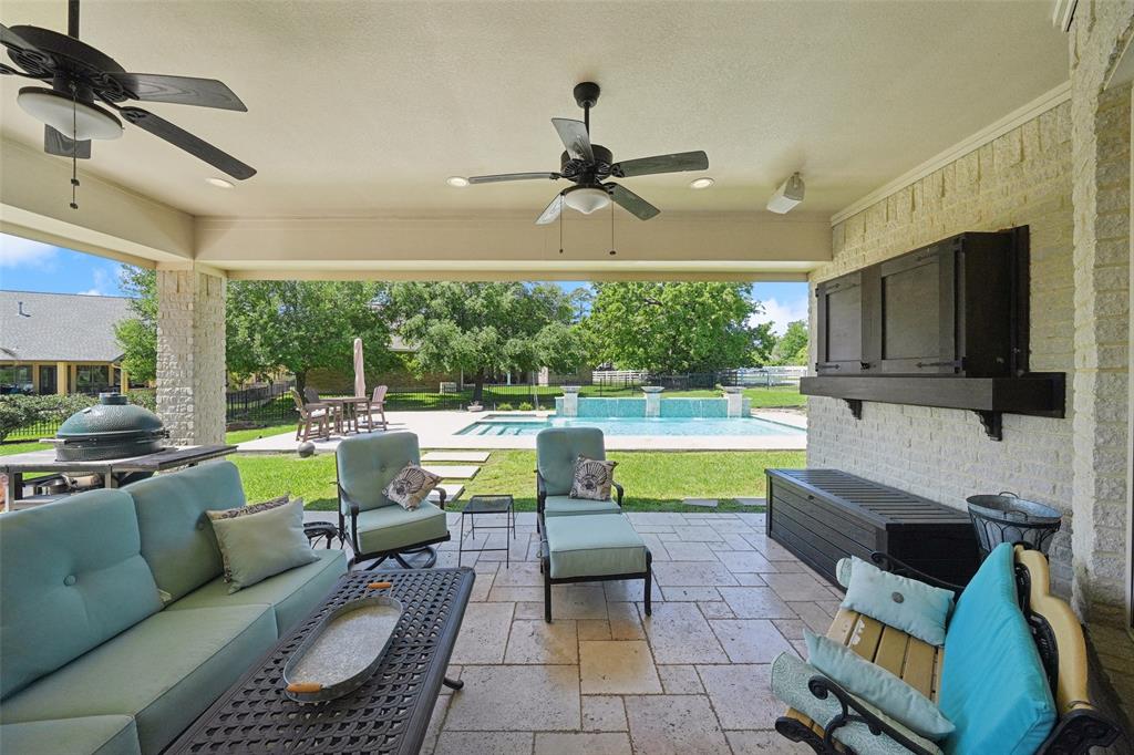 5924 Oak Leaf Court