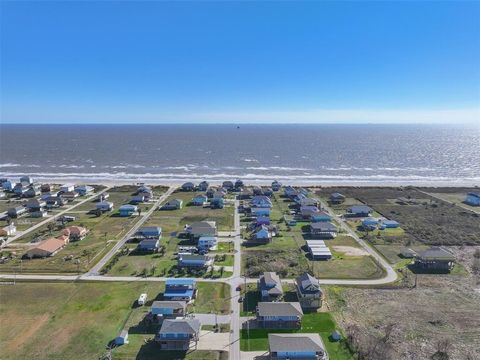 A home in Crystal Beach