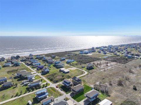 A home in Crystal Beach