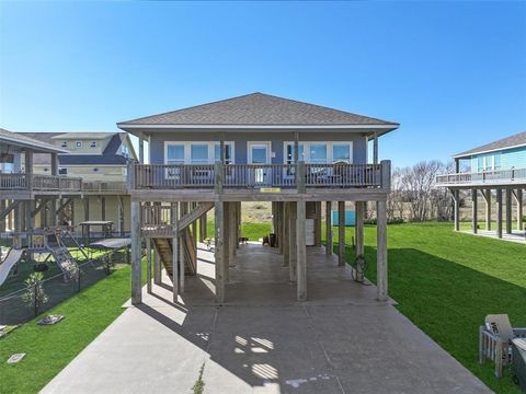 A home in Crystal Beach