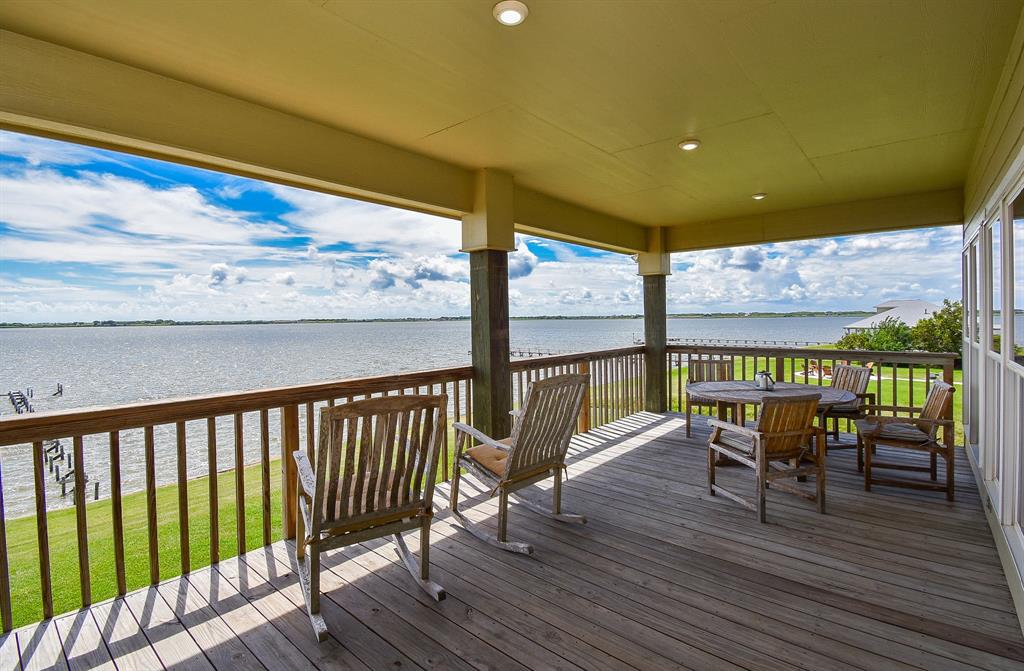 1588 W Bayshore Drive, Palacios, Texas image 8