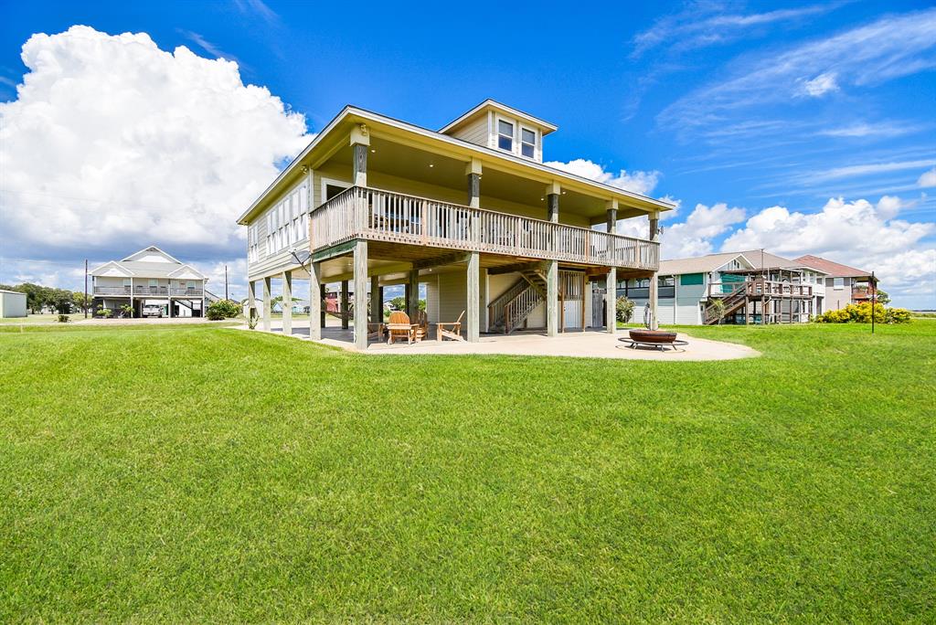 1588 W Bayshore Drive, Palacios, Texas image 1