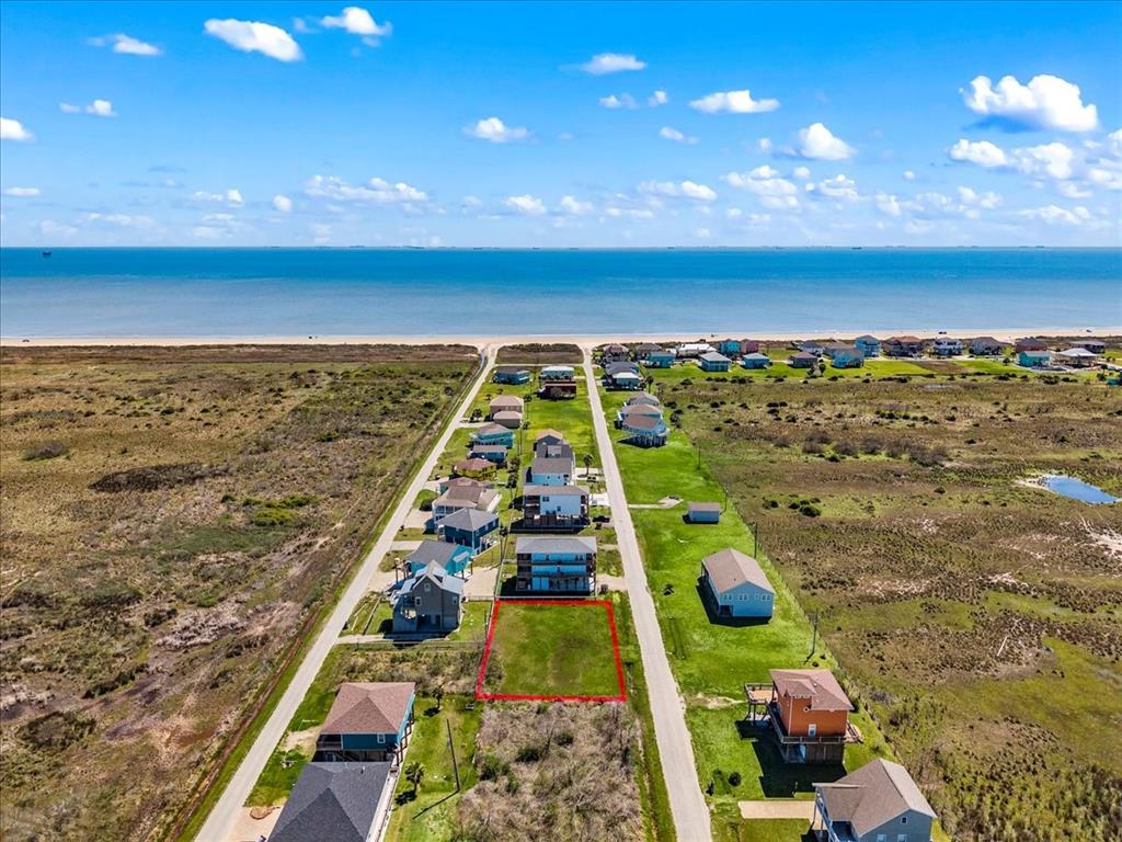 938 Melody Lane, Crystal Beach, Texas image 1