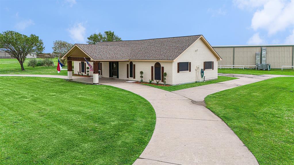 4206 Lawrence Road, Beach City, Texas image 4