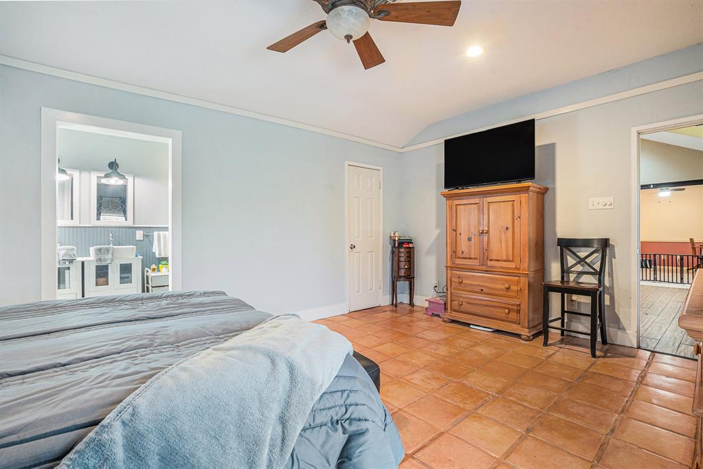 4206 Lawrence Road, Beach City, Texas image 20
