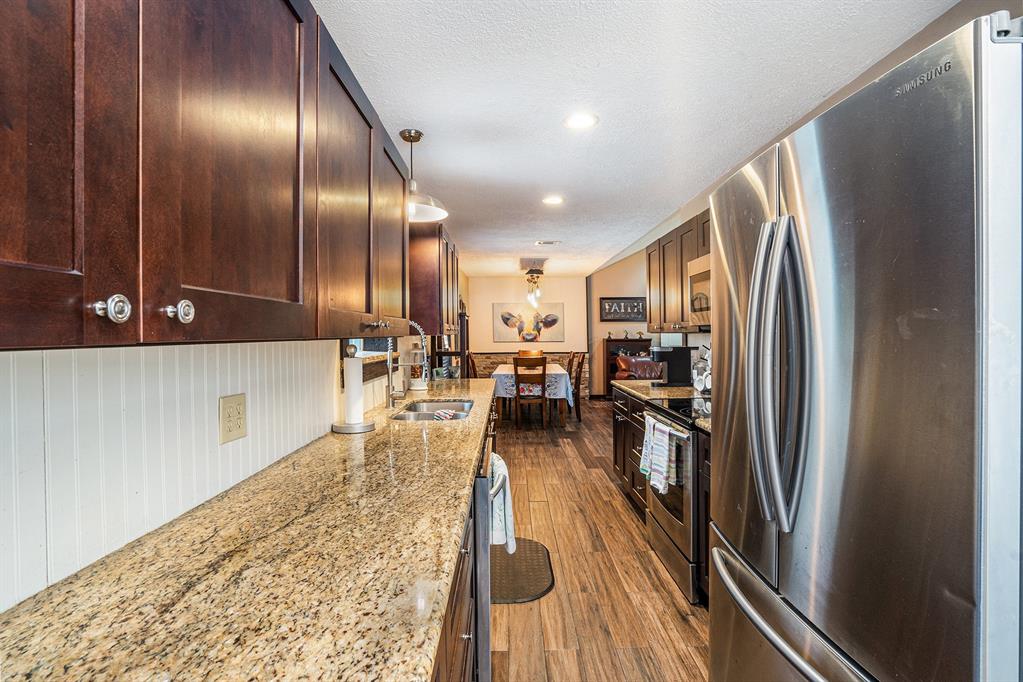 4206 Lawrence Road, Beach City, Texas image 15