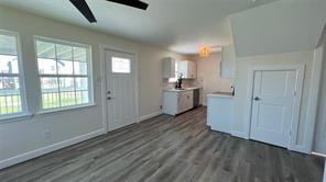 property-search 4 418 Oyster Street