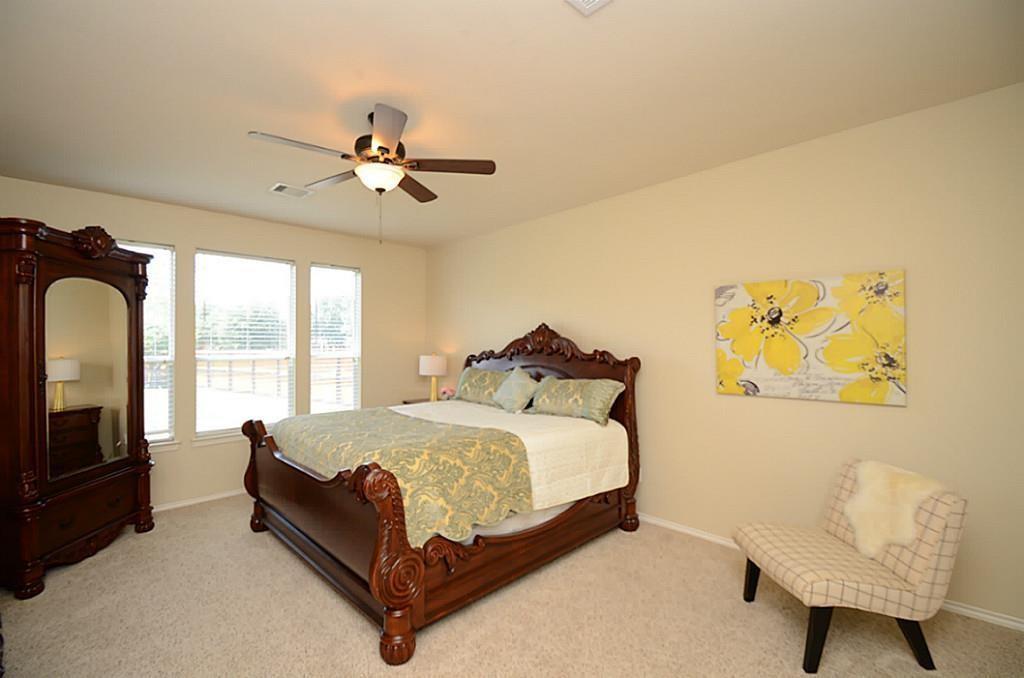 5002 Hearth Hollow Lane, Sugar Land, Texas image 16