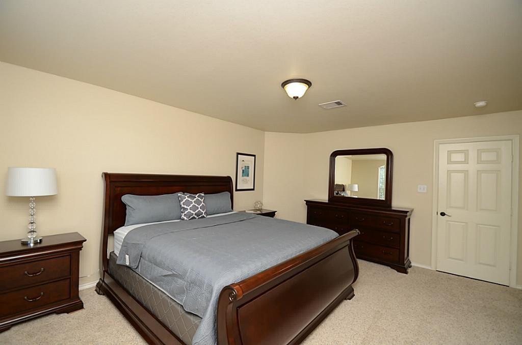 5002 Hearth Hollow Lane, Sugar Land, Texas image 21