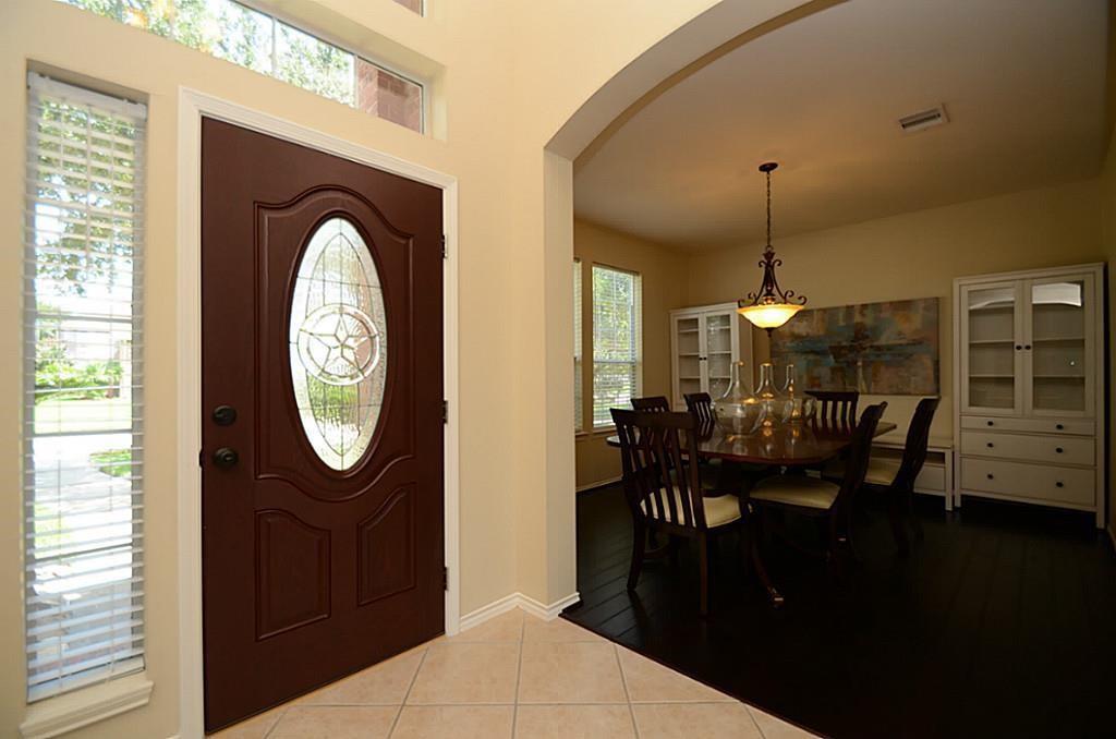 5002 Hearth Hollow Lane, Sugar Land, Texas image 7
