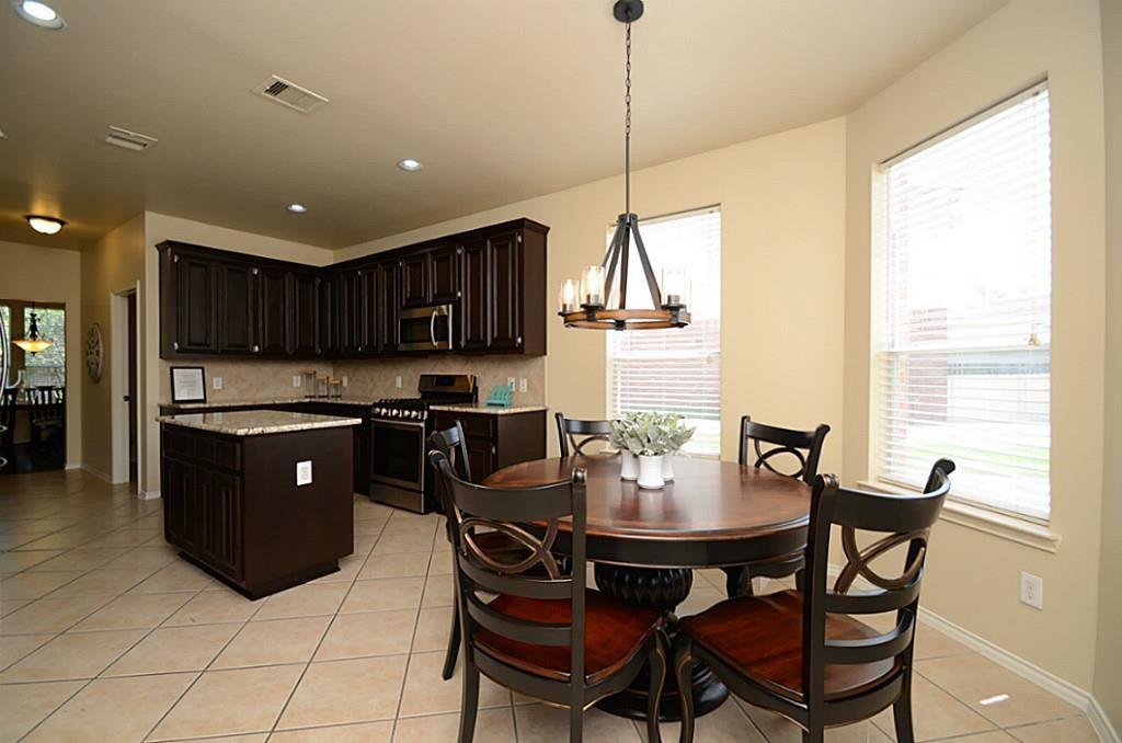 5002 Hearth Hollow Lane, Sugar Land, Texas image 14