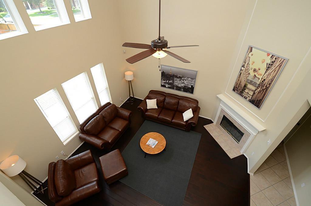 5002 Hearth Hollow Lane, Sugar Land, Texas image 10