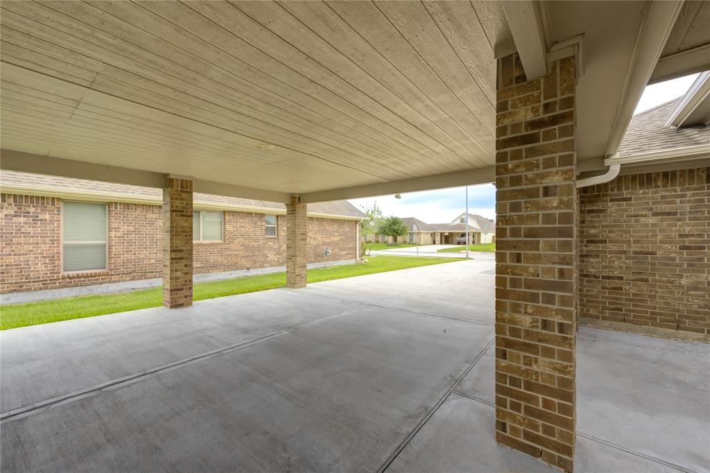 6751 Arlington Drive, Manvel, Texas image 34