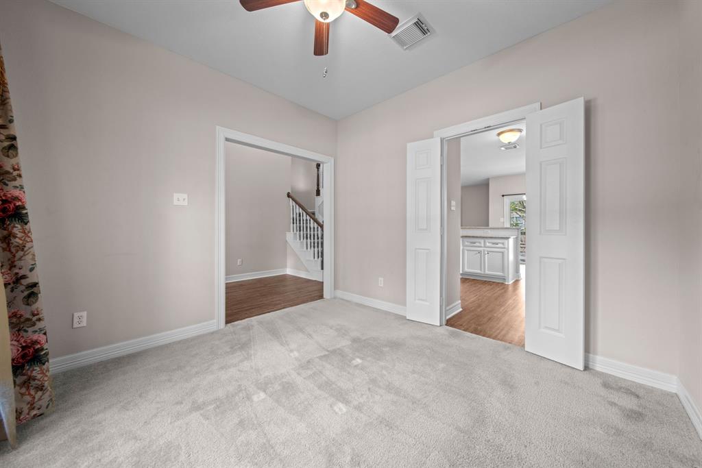 3810 Maple Drive, Conroe, Texas image 7