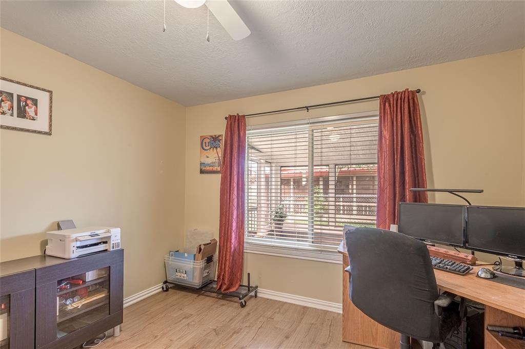 396 S Oak Lee Drive, Onalaska, Texas image 30