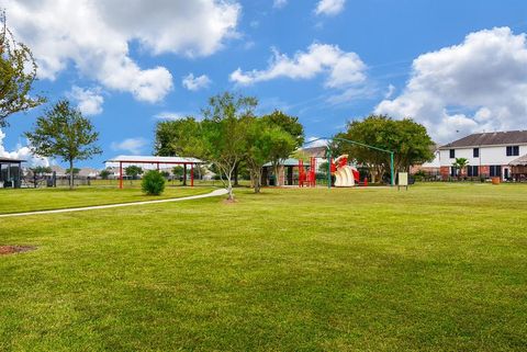 A home in League City