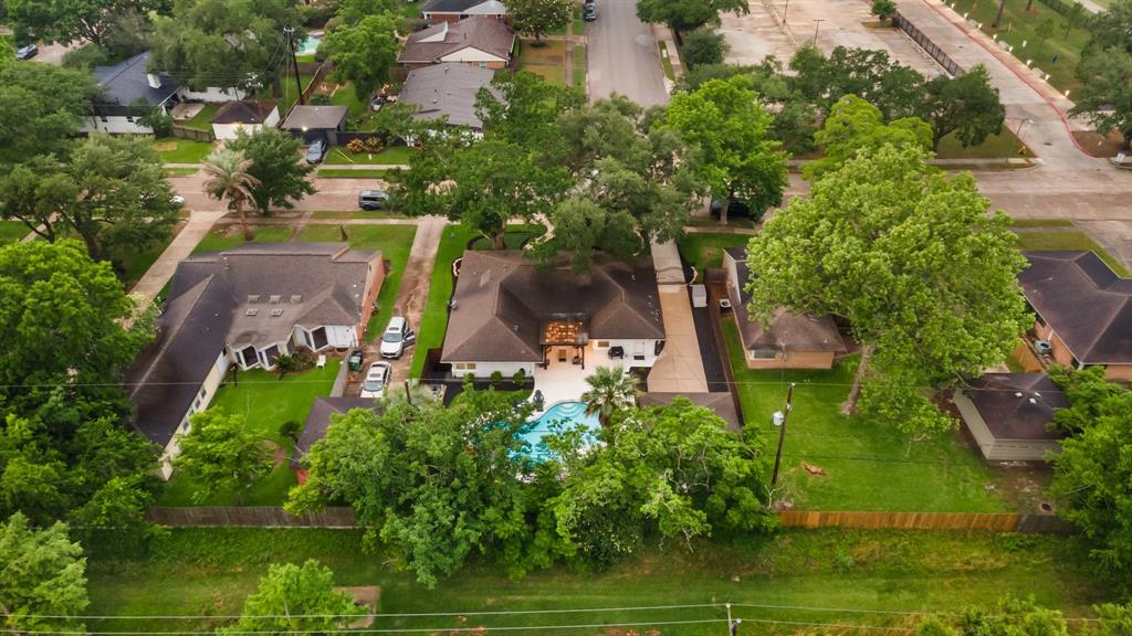 10707 Atwell Drive, Houston, Texas image 44
