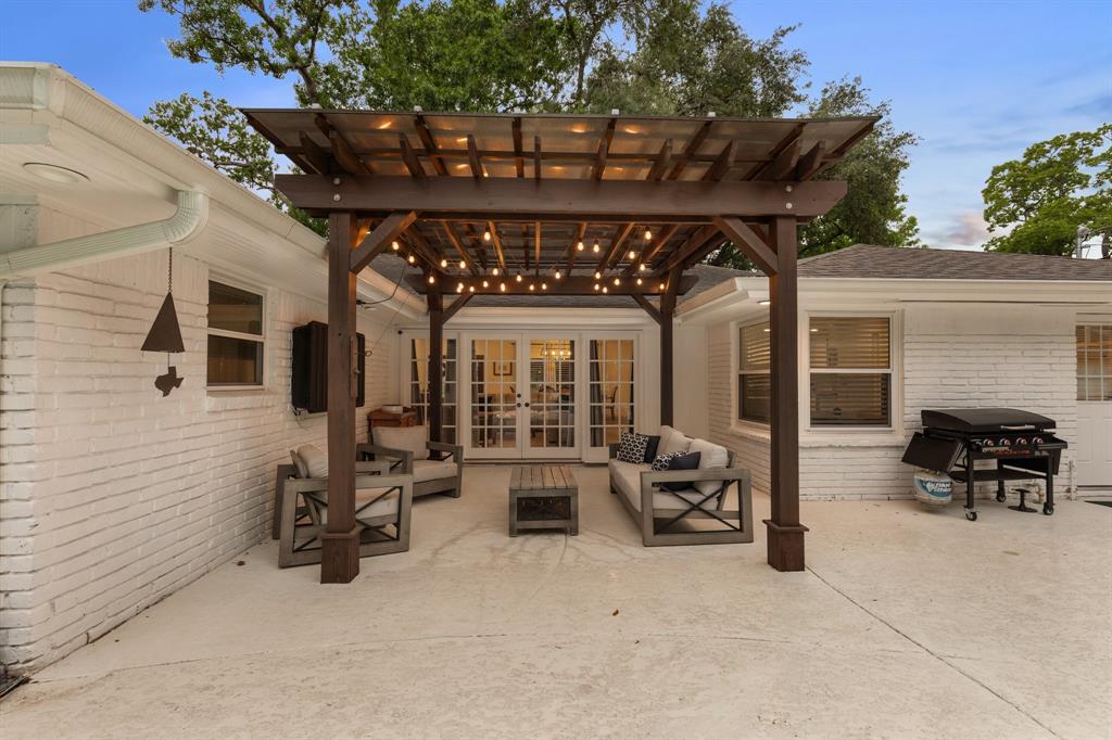 10707 Atwell Drive, Houston, Texas image 42