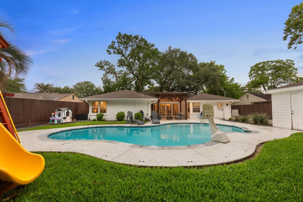 10707 Atwell Drive, Houston, Texas image 40