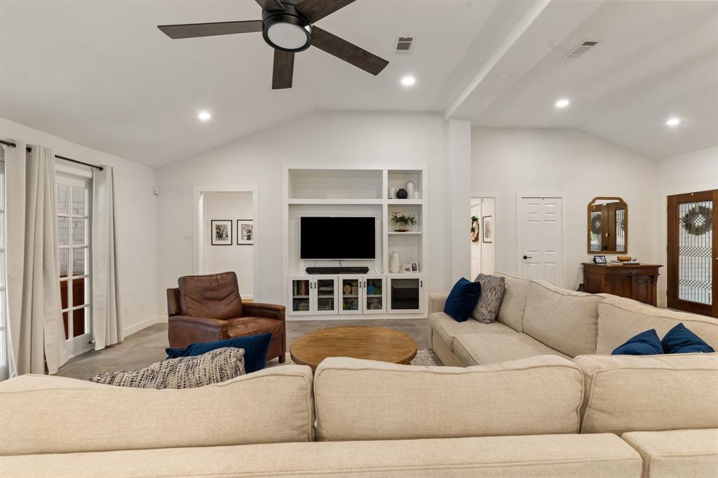10707 Atwell Drive, Houston, Texas image 19