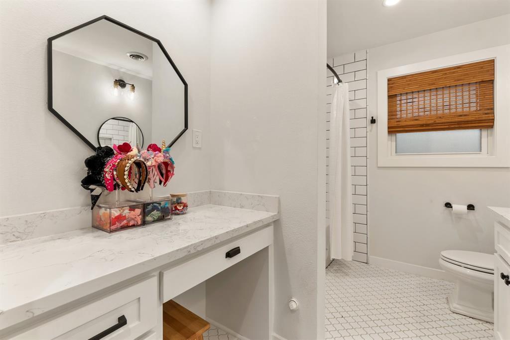 10707 Atwell Drive, Houston, Texas image 32