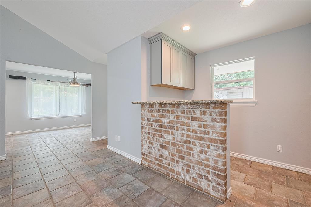 25930 Water Ridge Drive, Huffman, Texas image 18