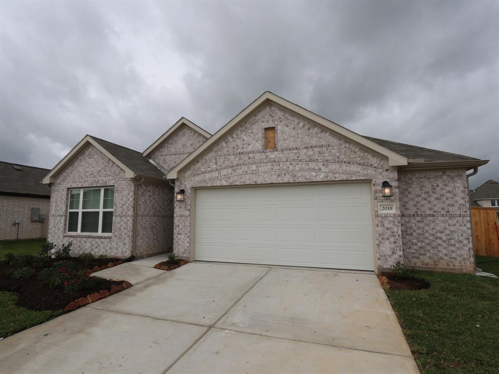 2018 Flower Meadows Drive, Rosenberg, Texas image 9