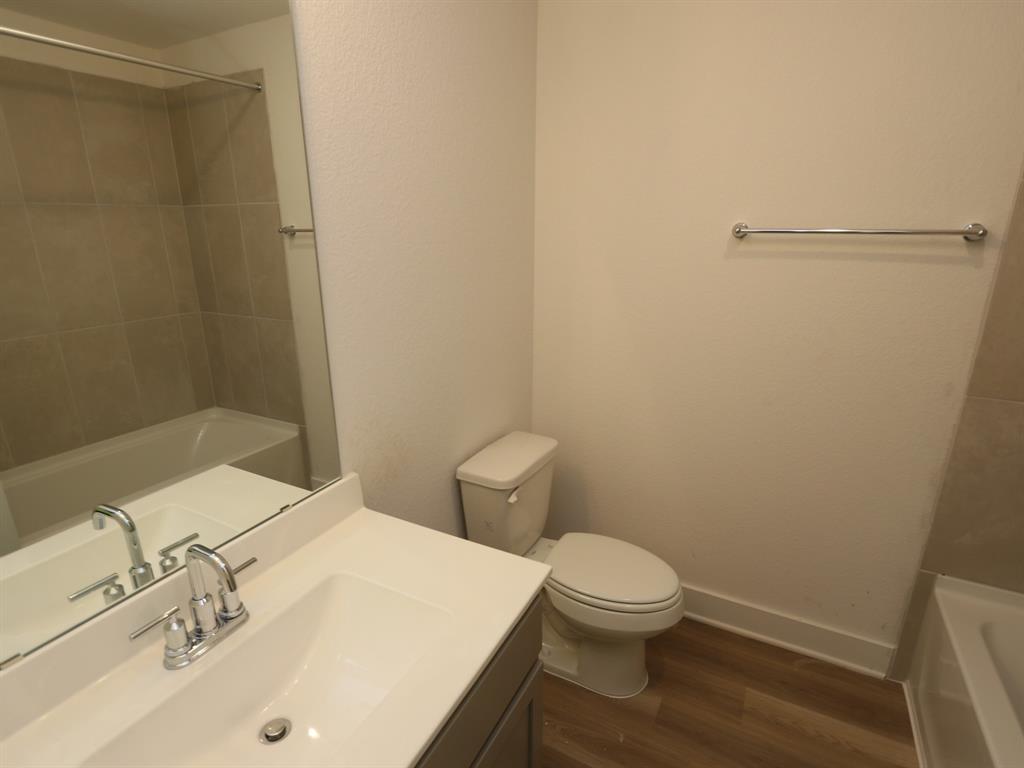 2018 Flower Meadows Drive, Rosenberg, Texas image 20