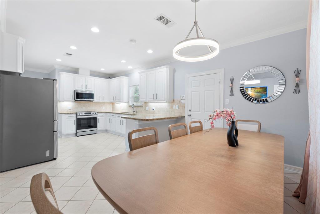 8518 Kerr Drive, Tomball, Texas image 13