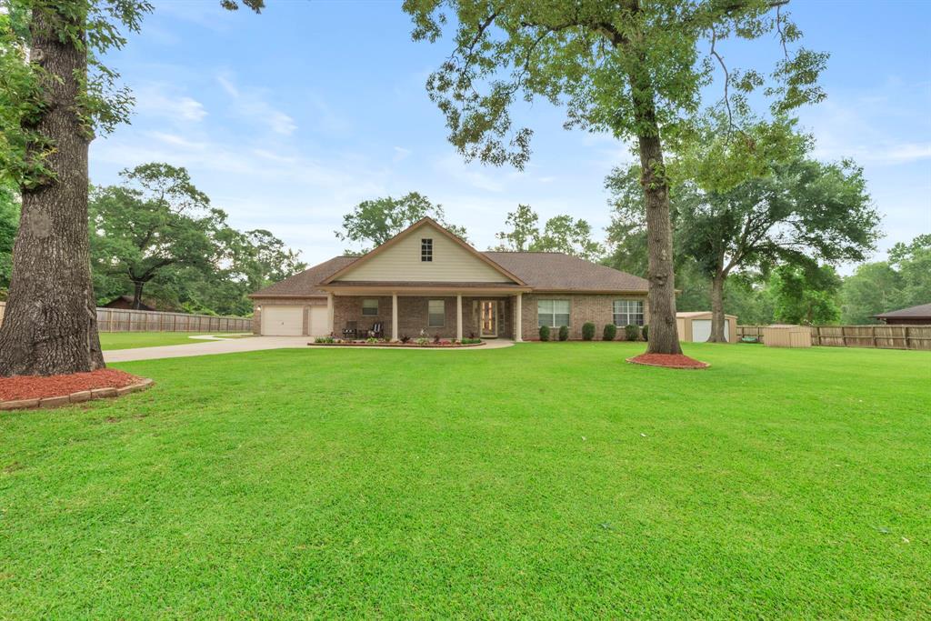 8518 Kerr Drive, Tomball, Texas image 2