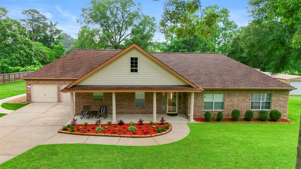 8518 Kerr Drive, Tomball, Texas image 5
