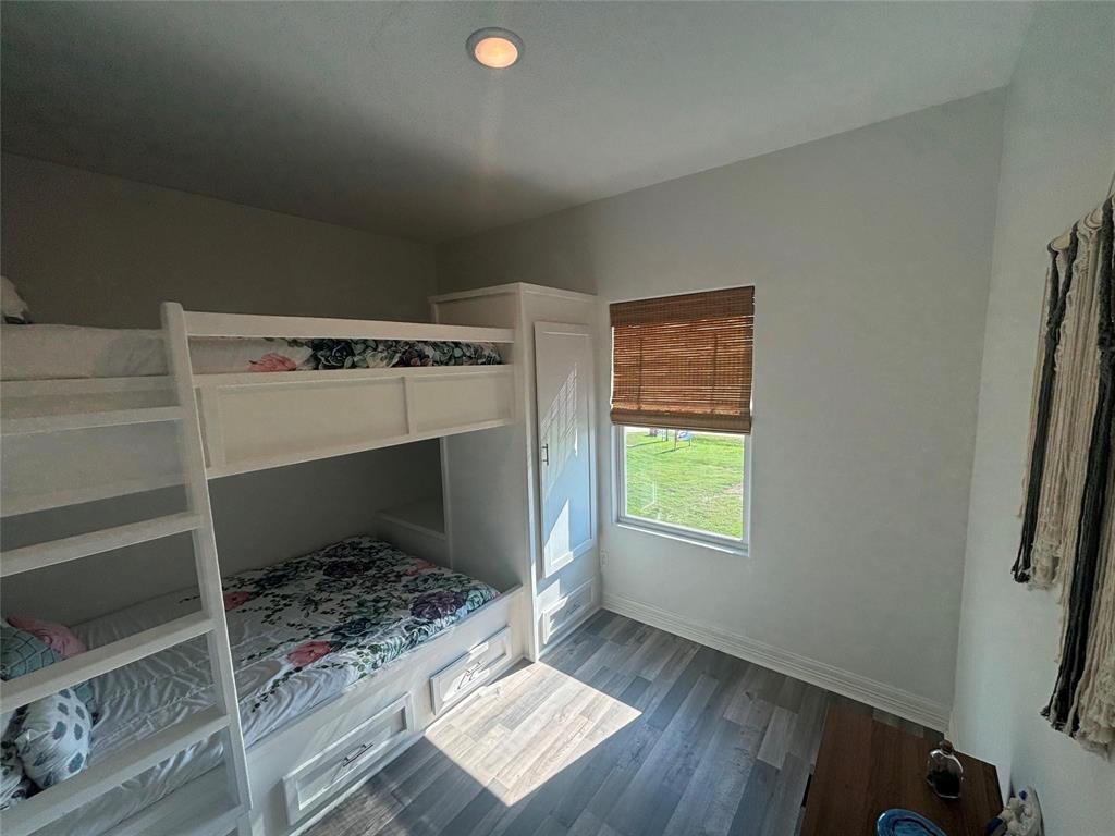 1830 Croaker Lane, Crystal Beach, Texas image 5