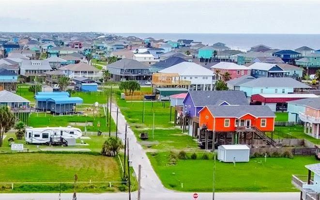 1830 Croaker Lane, Crystal Beach, Texas image 25