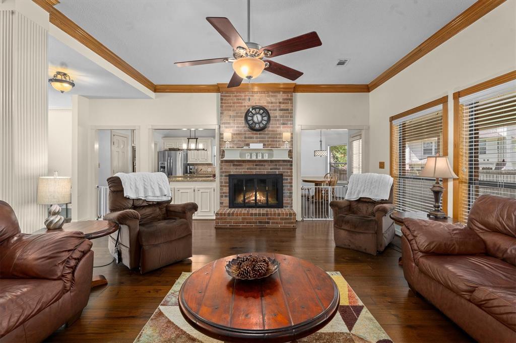 44 Westchester Drive, Conroe, Texas image 9