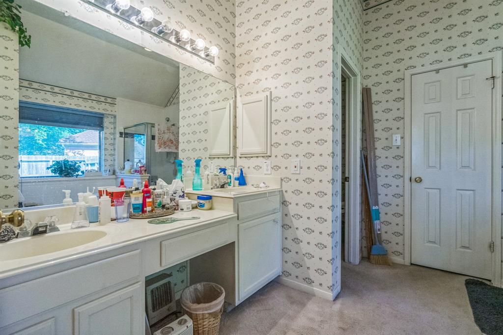 2127 Mercoal Drive, Spring, Texas image 28
